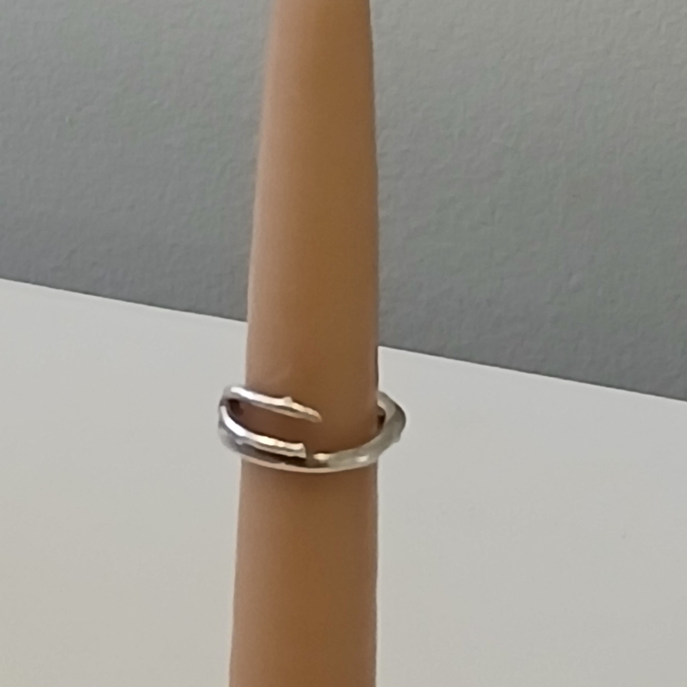 Silver Wrap Ring - Picture 5 of 6